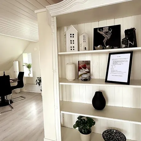 Panoramic Sea-view With Balcony Centre