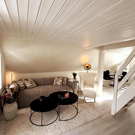 Apartment Historic Old Town 2br Duplex, Sea Views & Balcony Stavanger