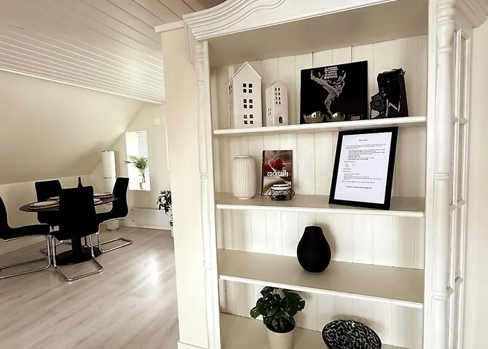 Panoramic Sea-view With Balcony Centre