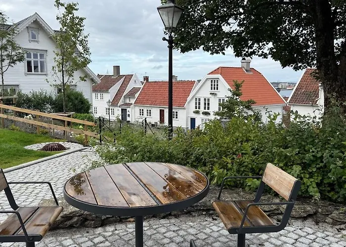 Panoramic Sea-view With Balcony Centre 公寓